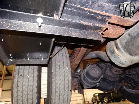 1952 Ford F6 image 134