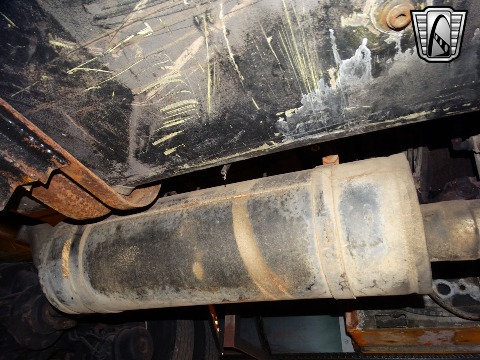 1952 Ford F6 image 136