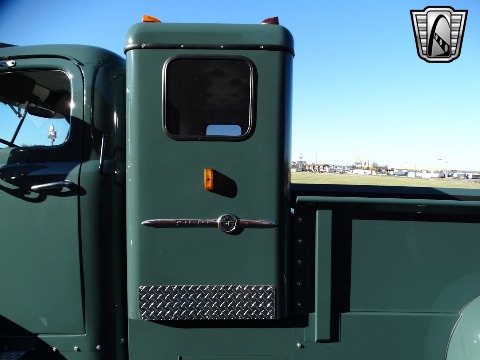 1952 Ford F6 image 33