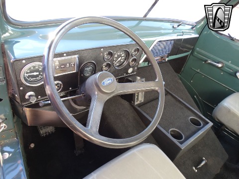 1952 Ford F6 image 87