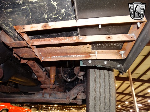 1952 Ford F6 image 141