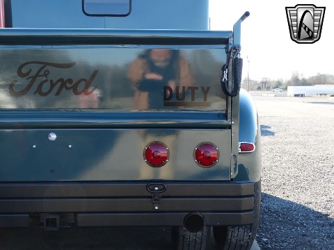 1952 Ford F6 image 38