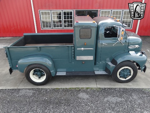 1952 Ford F6 image 17