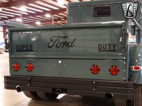 1952 Ford F6 image 147