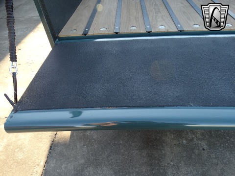 1952 Ford F6 image 71