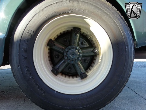 1952 Ford F6 image 47