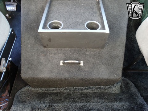 1952 Ford F6 image 100