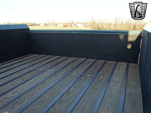 1952 Ford F6 image 75