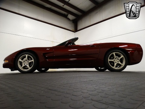 2003 Chevrolet Corvette image 29