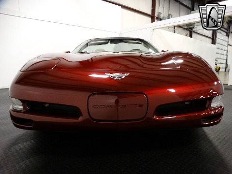 2003 Chevrolet Corvette image 11