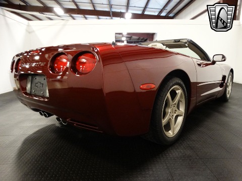 2003 Chevrolet Corvette image 16