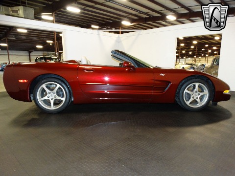 2003 Chevrolet Corvette image 17
