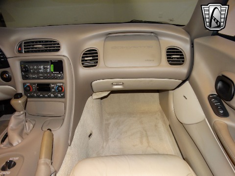 2003 Chevrolet Corvette image 98