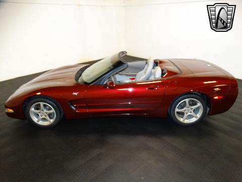 2003 Chevrolet Corvette image 21