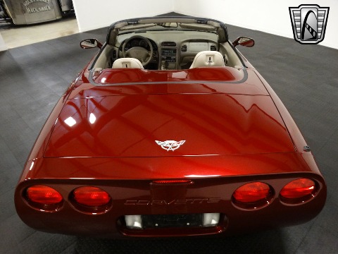 2003 Chevrolet Corvette image 23