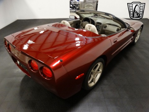 2003 Chevrolet Corvette image 24