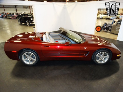 2003 Chevrolet Corvette image 25
