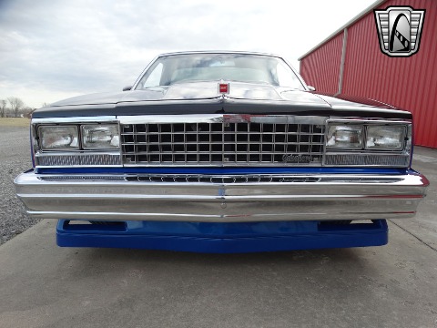 1983 GMC Caballero image 3