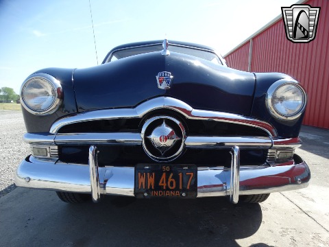 1950 Ford Custom image 3