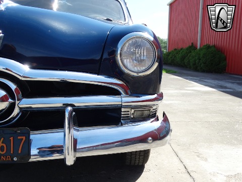 1950 Ford Custom image 29