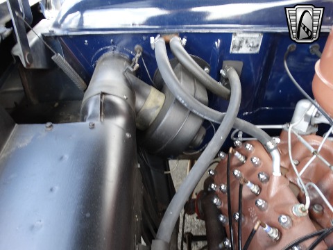 1950 Ford Custom image 82