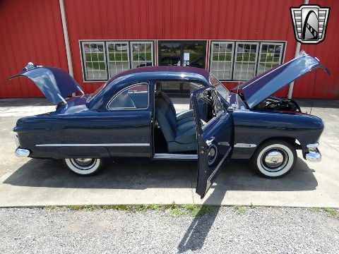 1950 Ford Custom image 57
