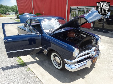 1950 Ford Custom image 58