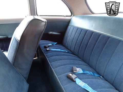 1950 Ford Custom image 113