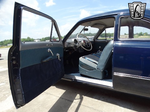 1950 Ford Custom image 92