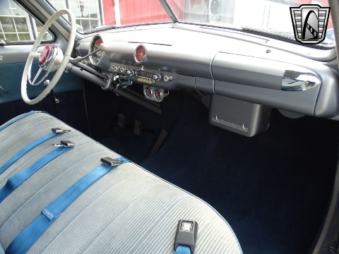 1950 Ford Custom image 121