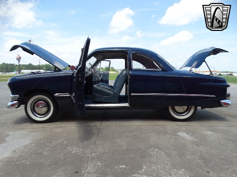 1950 Ford Custom image 45