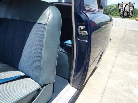 1950 Ford Custom image 97