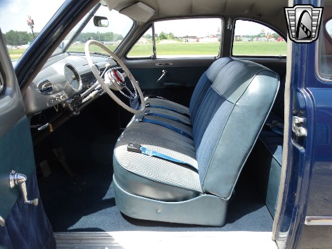 1950 Ford Custom image 99