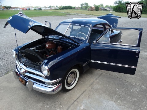 1950 Ford Custom image 52