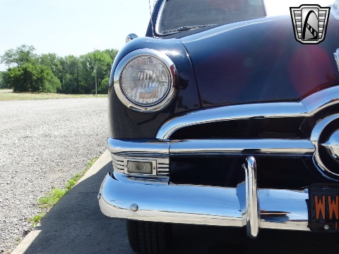 1950 Ford Custom image 27