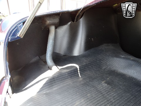 1950 Ford Custom image 131