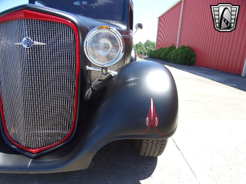 1935 Chevrolet Standard image 29