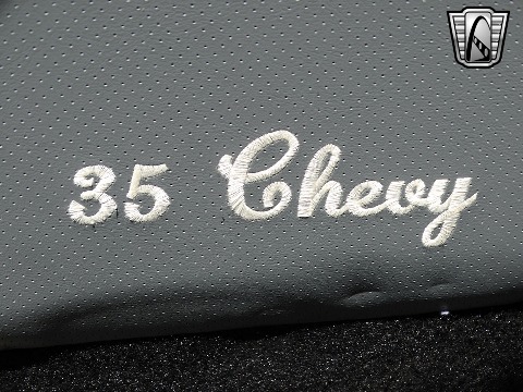 1935 Chevrolet Standard image 142