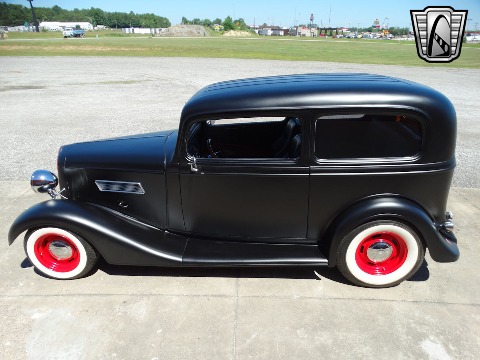 1935 Chevrolet Standard image 13