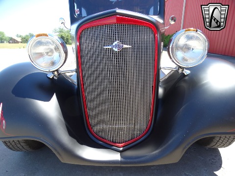 1935 Chevrolet Standard image 28