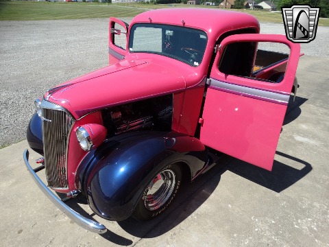 1937 Chevrolet Truck image 55