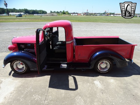 1937 Chevrolet Truck image 56