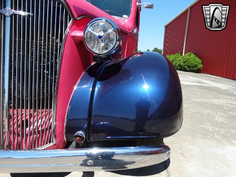 1937 Chevrolet Truck image 31