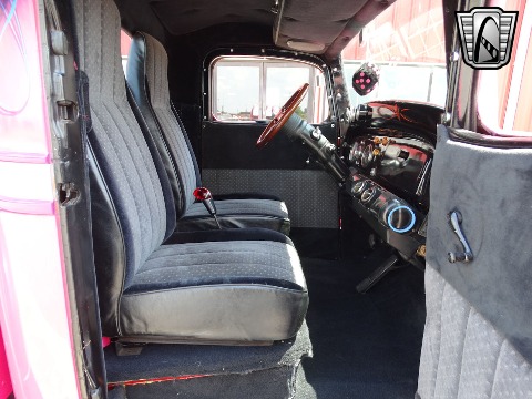 1937 Chevrolet Truck image 136