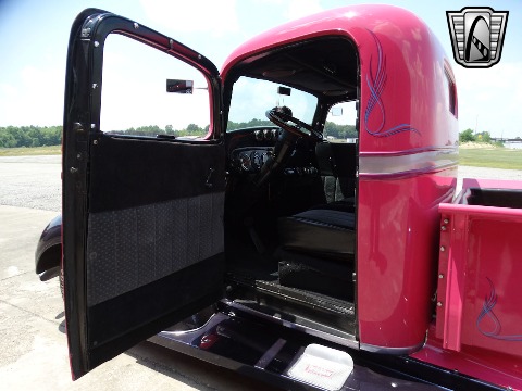 1937 Chevrolet Truck image 92
