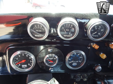 1937 Chevrolet Truck image 118