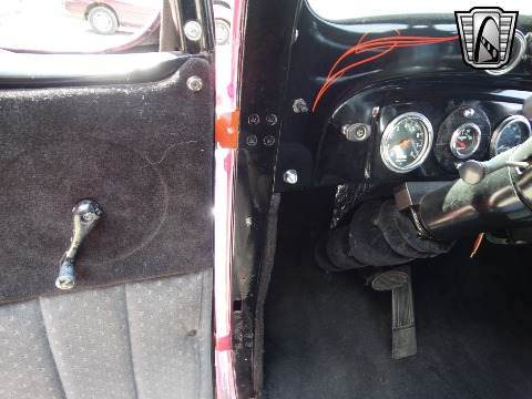 1937 Chevrolet Truck image 95