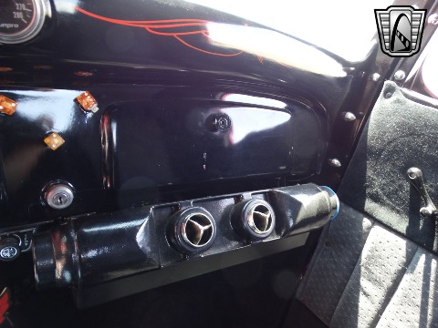 1937 Chevrolet Truck image 122