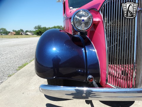 1937 Chevrolet Truck image 28