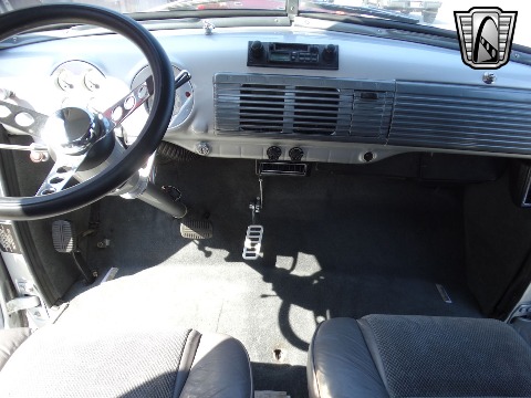 1952 Chevrolet 3100 image 109